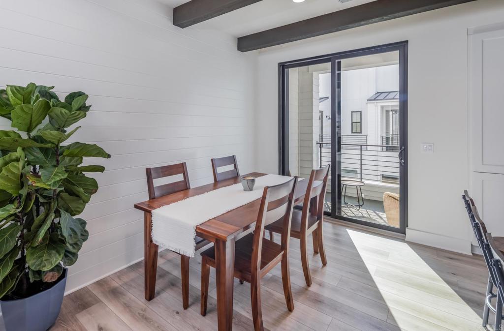 1403 Anacona Place 103