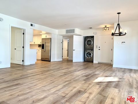 Photo of 1227 Granville Avenue #200, Los Angeles, CA 90025 (MLS # 26660531)