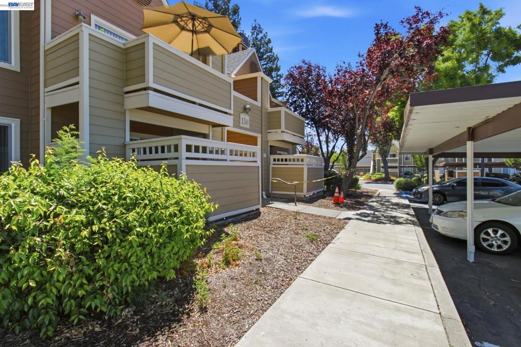 150 Reflections Dr 25