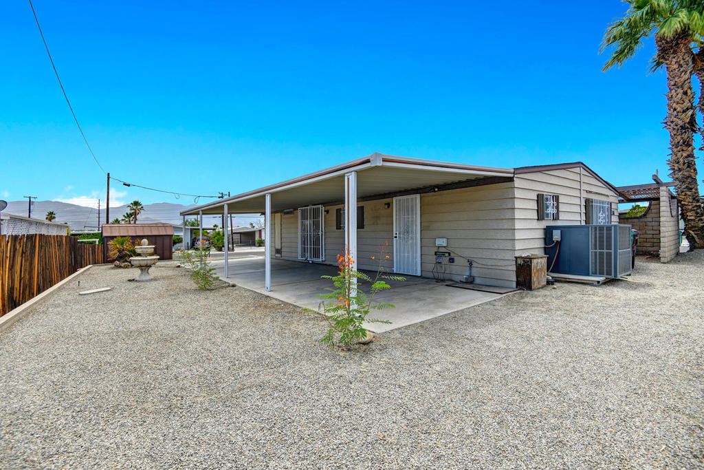 Tri Palm Estates - Residential