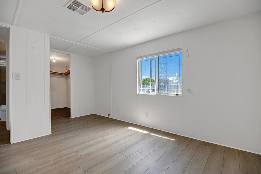 Tri Palm Estates - Residential