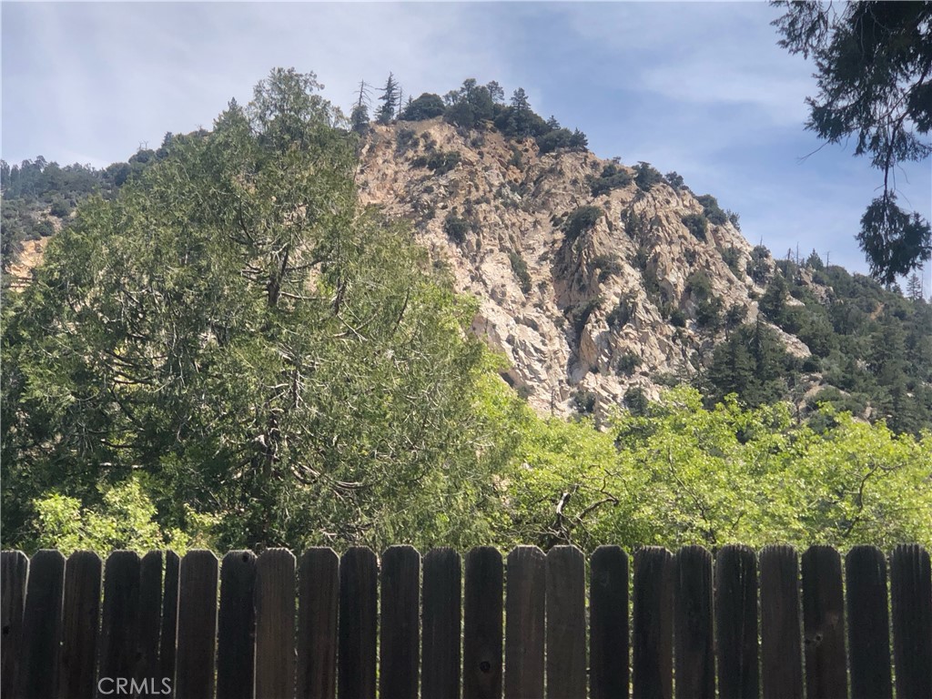 41424 Valley of the Falls Drive