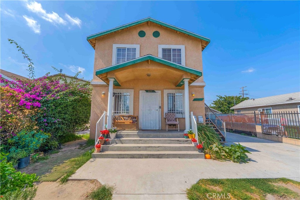 329 E 82nd