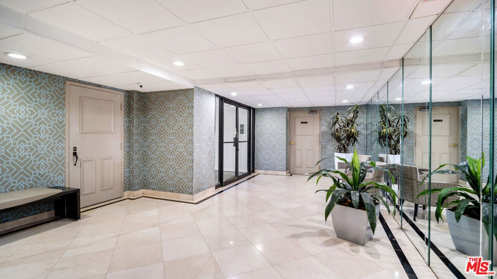 1115 S Elm Drive 415