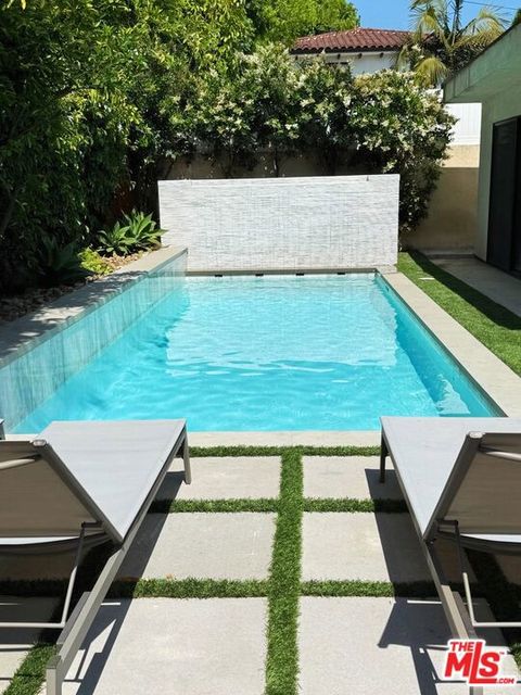 Photo of 1636 Courtney Avenue, Los Angeles, CA 90046 (MLS # 26719469)