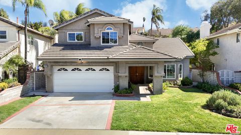 Photo of 28848 Deodar Place, Santa Clarita, CA 91390 (MLS # 26661485)