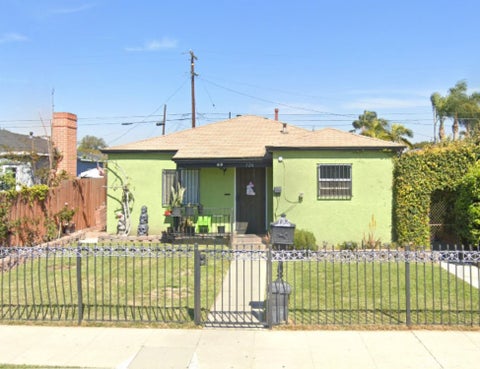 Photo of 126 N Magnolia Court, Compton, CA 90220 (MLS # CV26187473)