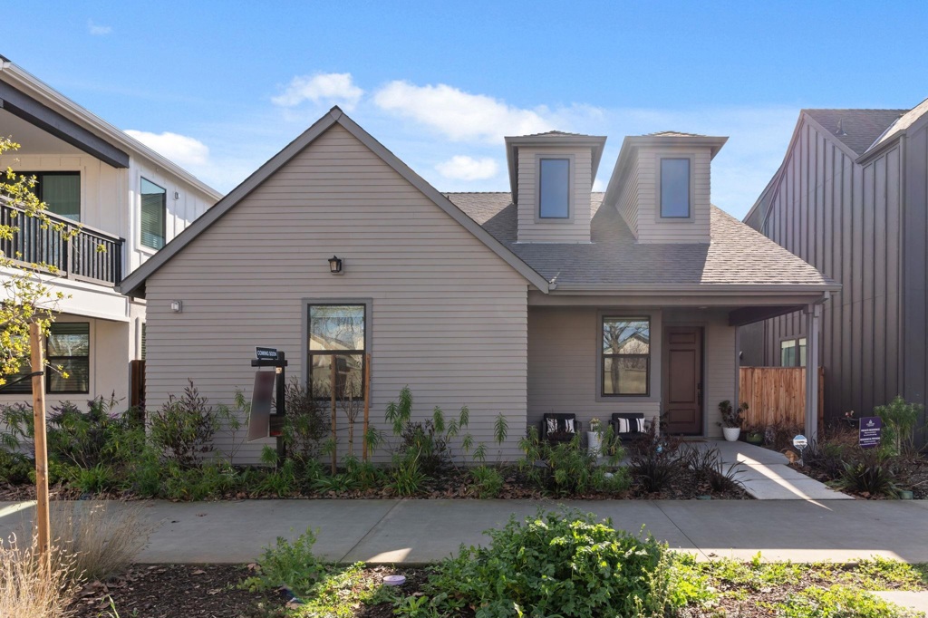 8949 8949 Camino Colegio