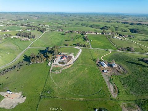 Tiny photo for 2245 Rancho Lomas Way Way, San Miguel, CA 93451 (MLS # NS26039825)