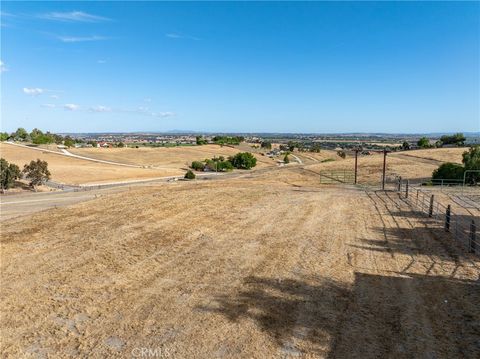 Tiny photo for 2245 Rancho Lomas Way Way, San Miguel, CA 93451 (MLS # NS26039825)