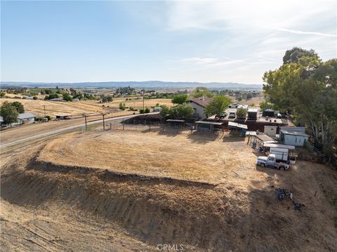 Tiny photo for 2245 Rancho Lomas Way Way, San Miguel, CA 93451 (MLS # NS26039825)