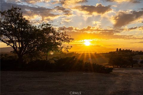 Tiny photo for 2245 Rancho Lomas Way Way, San Miguel, CA 93451 (MLS # NS26039825)