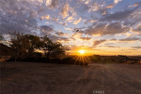 Tiny photo for 2245 Rancho Lomas Way Way, San Miguel, CA 93451 (MLS # NS26039825)