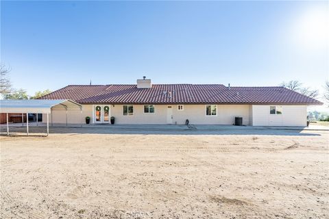 Tiny photo for 2245 Rancho Lomas Way Way, San Miguel, CA 93451 (MLS # NS26039825)