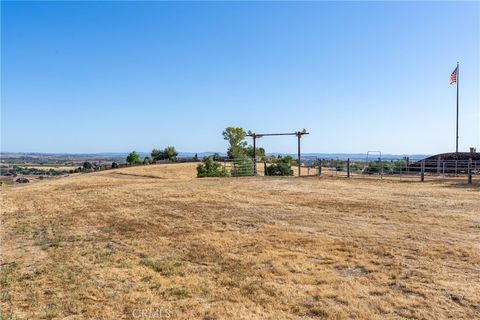 Tiny photo for 2245 Rancho Lomas Way Way, San Miguel, CA 93451 (MLS # NS26039825)