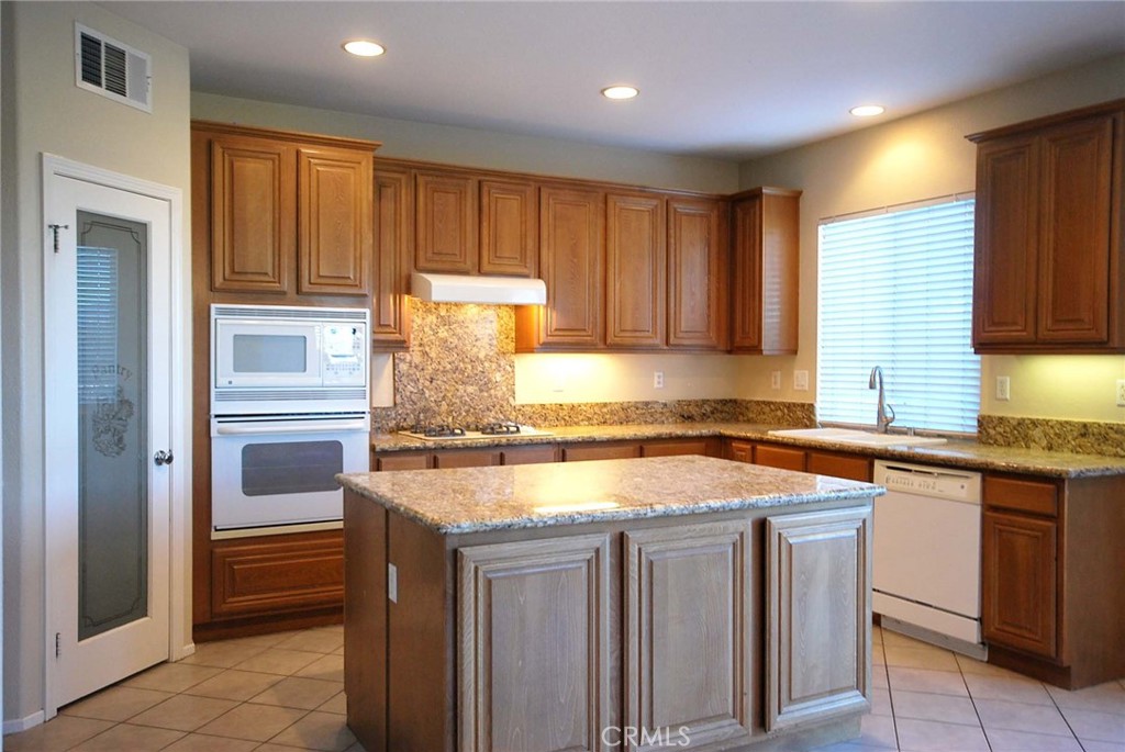 Bella-Alta Vista (BELLA) - Residential Lease
