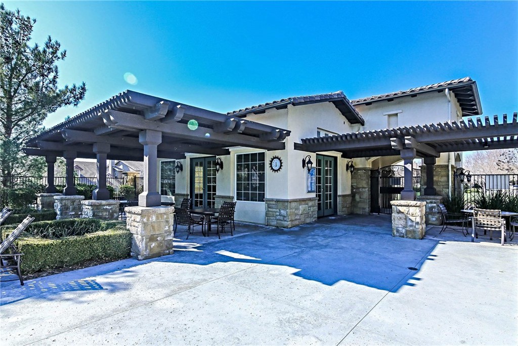 Bella-Alta Vista (BELLA) - Residential Lease