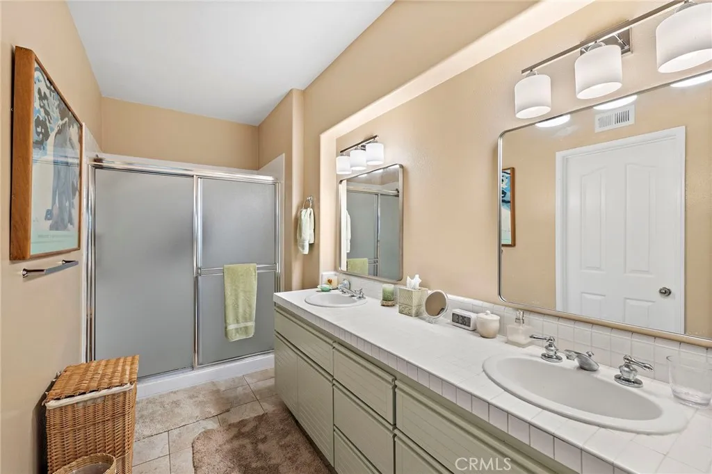 Rancho Santa Margarita, California 92688, United States, 2 Bedrooms Bedrooms, ,2 BathroomsBathrooms,Residential,Active,192671