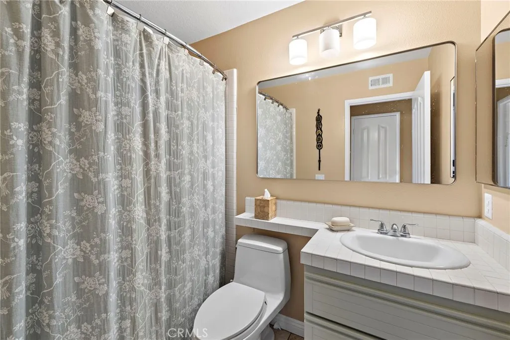 Rancho Santa Margarita, California 92688, United States, 2 Bedrooms Bedrooms, ,2 BathroomsBathrooms,Residential,Active,192671