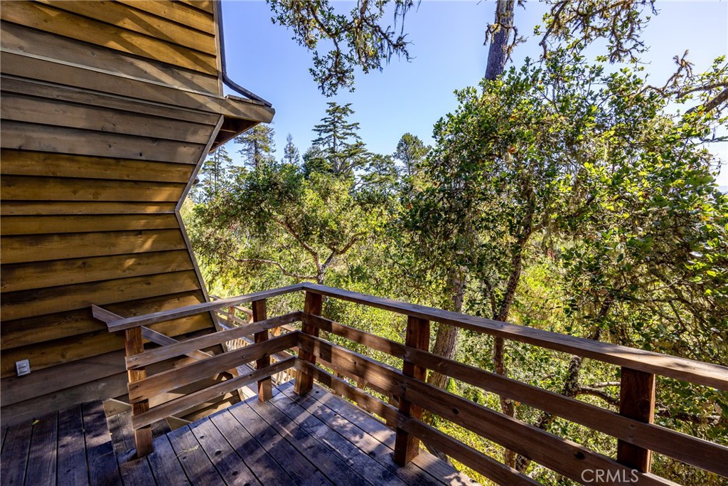Top of the World(2170) - Residential