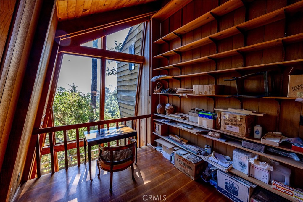 Top of the World(2170) - Residential