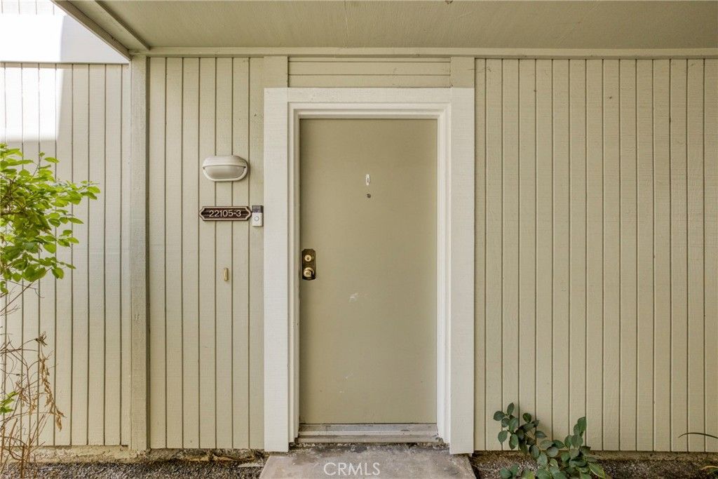 Photo of 22105 Burbank Blvd #3, Woodland Hills, CA 91367 (MLS # SR25224166)