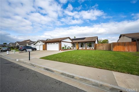 Photo of 930 Helena Circle, Costa Mesa, CA 92626 (MLS # OC25256376)