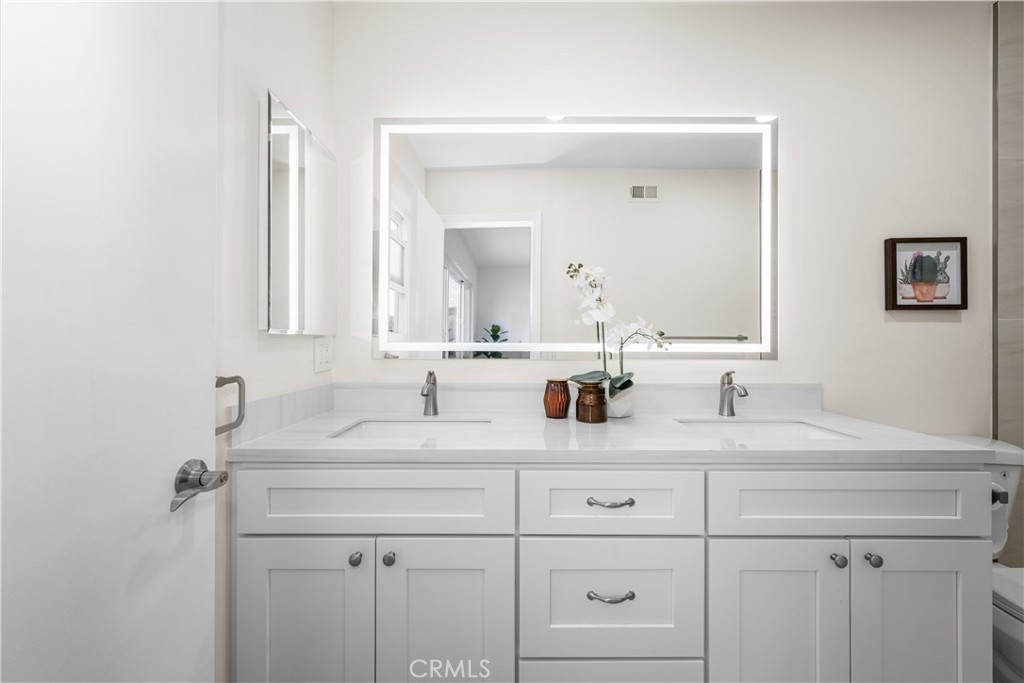 Mesa North (MENO) - Residential