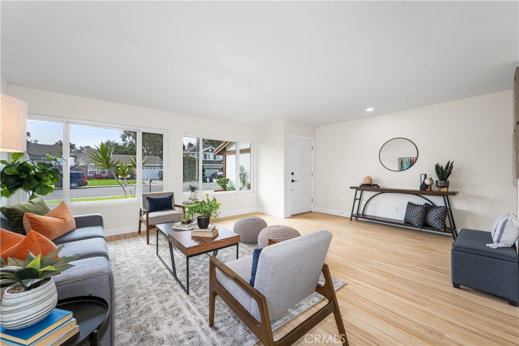 Mesa North (MENO) - Residential