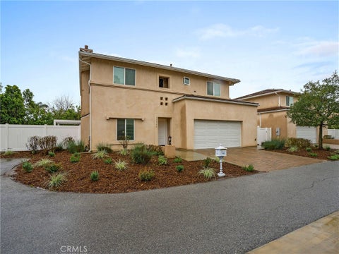 Photo of 15940 W Ward Court, Van Nuys, CA 91406 (MLS # OC26232679)