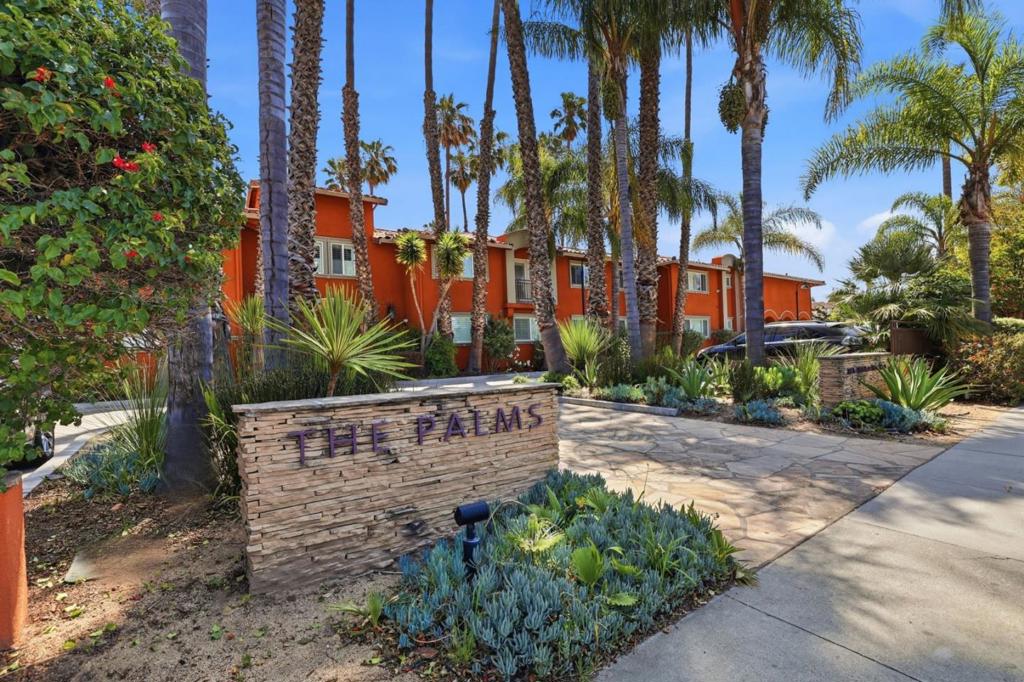 1855 Palm View Place 119