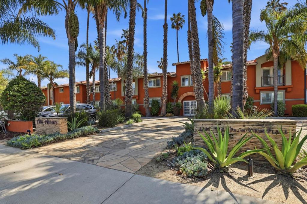 1855 Palm View Place 119