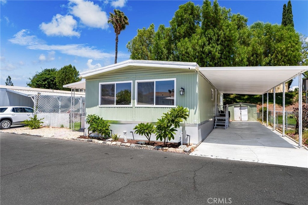 15181 Van Buren Boulevard 74