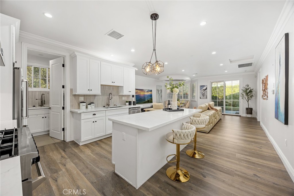 Temple City, California, 91780, United States, 4 Bedrooms Bedrooms, ,5 BathroomsBathrooms,Residential,Contingent,2045555