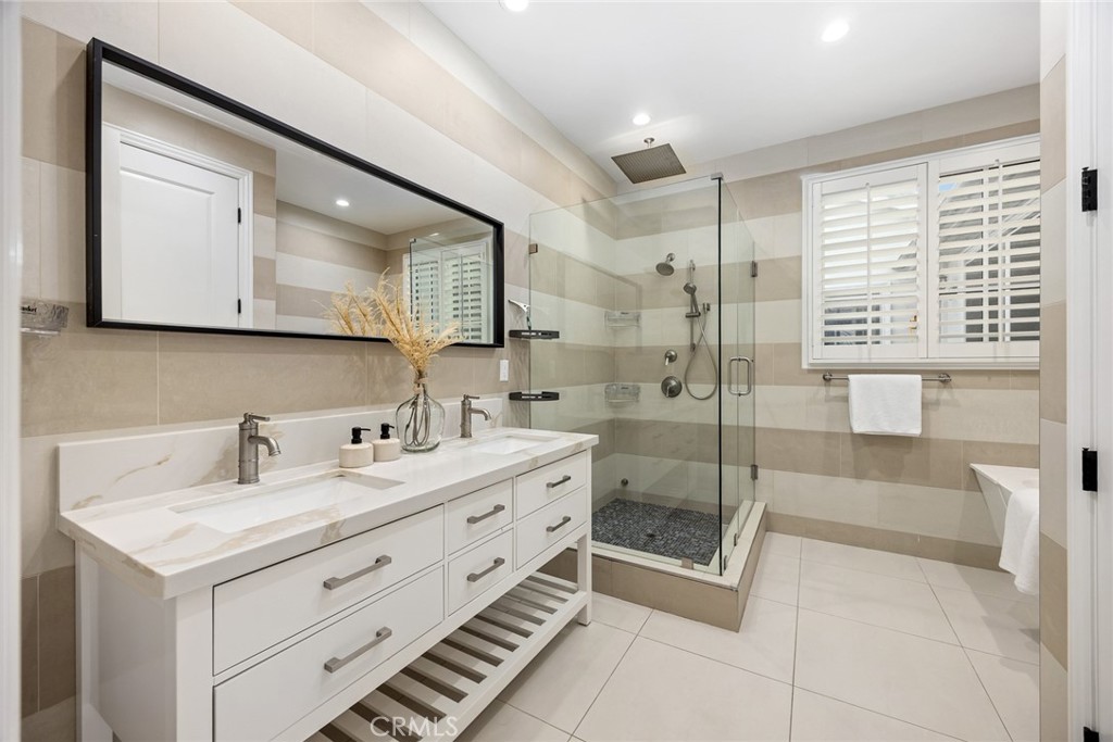 Temple City, California, 91780, United States, 4 Bedrooms Bedrooms, ,5 BathroomsBathrooms,Residential,Contingent,2045555