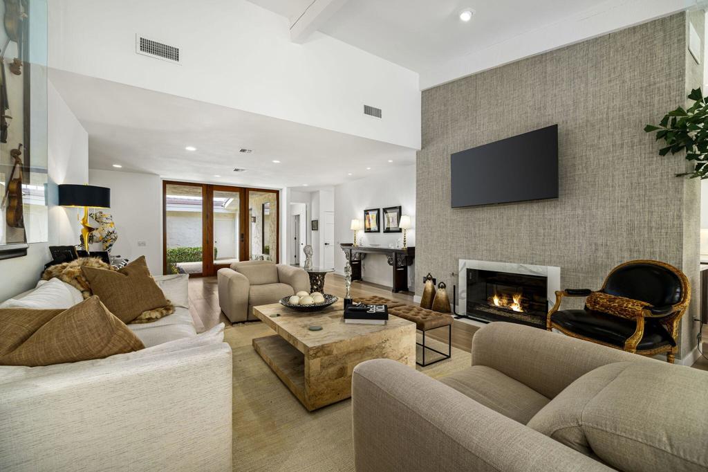 Desert Horizons C.C. - Residential
