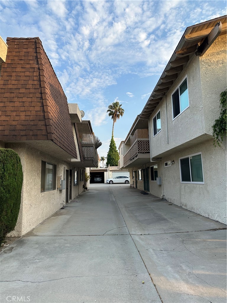 2220 Huntington Lane 4