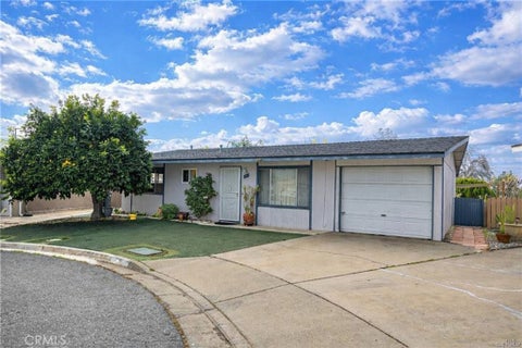 Photo of 861 Majela, Hemet, CA 92543 (MLS # SW26019041)