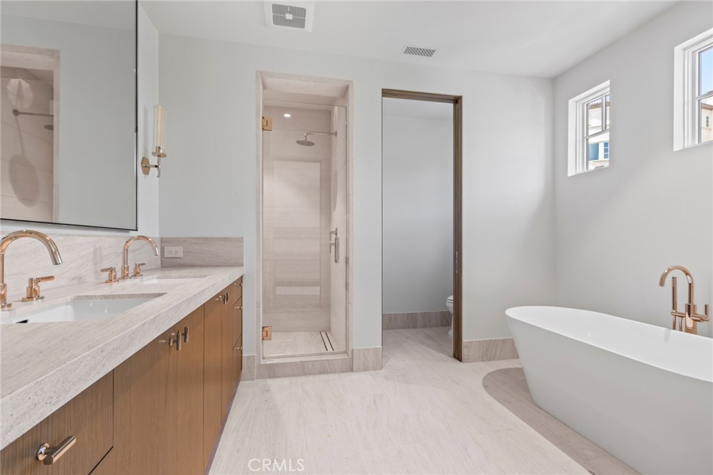 The Strand at Headlands (STRN) - Residential