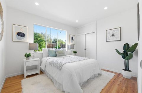 Tiny photo for 145 Holly Hill Way, Los Gatos, CA 95032 (MLS # ML82037581)