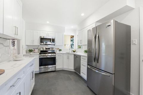 Tiny photo for 145 Holly Hill Way, Los Gatos, CA 95032 (MLS # ML82037581)