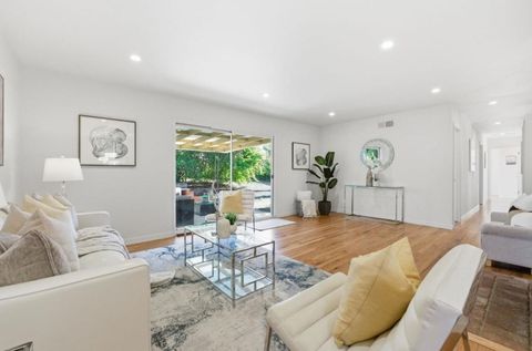 Tiny photo for 145 Holly Hill Way, Los Gatos, CA 95032 (MLS # ML82037581)