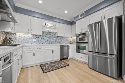 Tiny photo for 4344 Tradewinds Dr, Oxnard, CA 93035 (MLS # SR26004929)