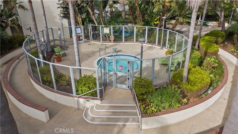 Tiny photo for 4344 Tradewinds Dr, Oxnard, CA 93035 (MLS # SR26004929)