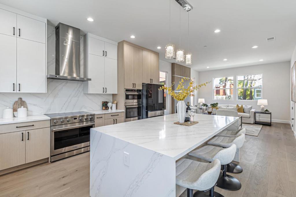 304308 Redwood Avenue, Redwood City CA 94061