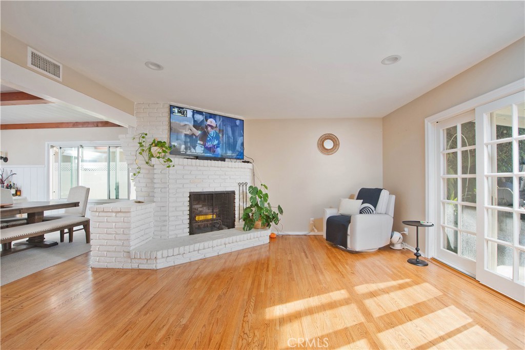 8529 Tunney