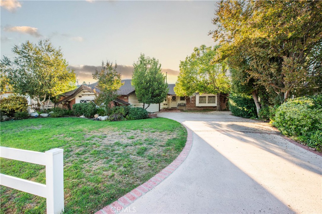 8529 Tunney