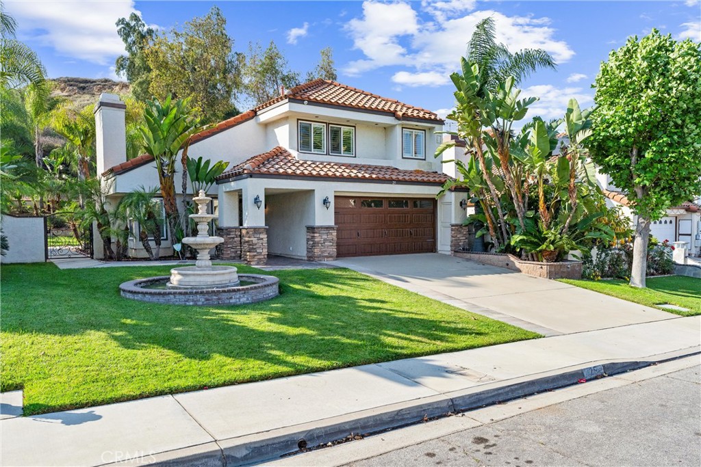 25 Westbrook Lane