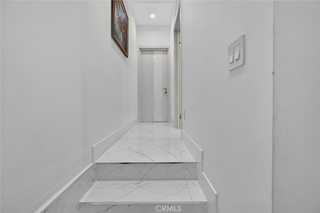 2311 Stonyvale