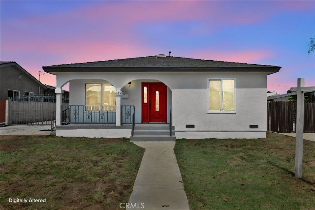637 E 121st Place, Los Angeles CA 90059